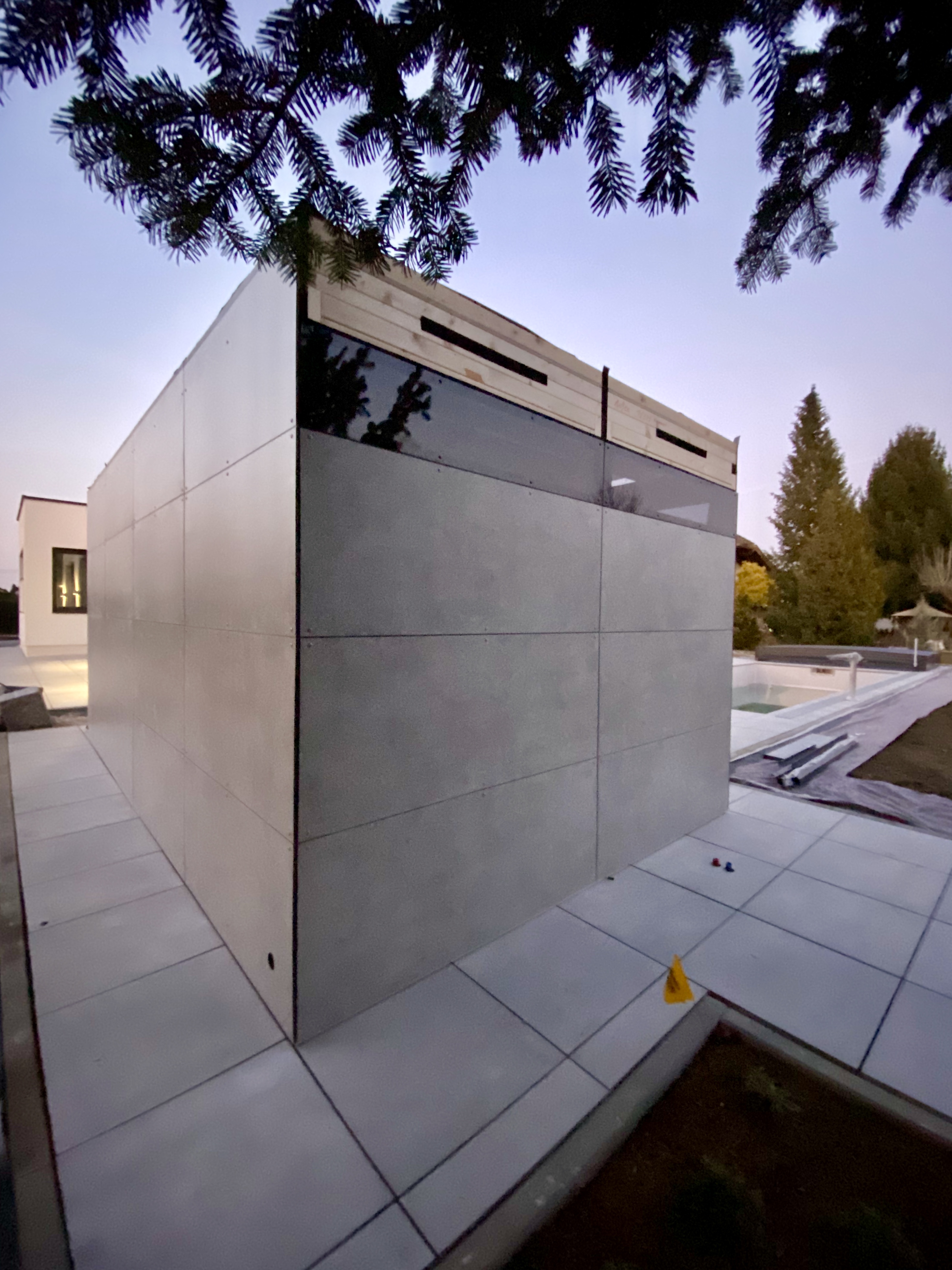 Esclusivo capanno da giardino su misura come elemento architettonico di spicco a Klagenfurt